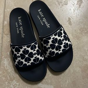 kate spade New York slides as:8B like new